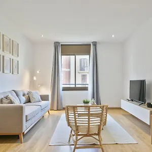 Ola Living Consell De Cent Apartment